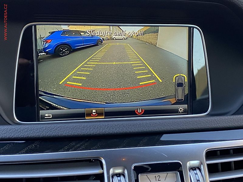 Mercedes-Benz Třídy E (2015) 3.0 CDi E350 4M, Avantgarde - fotka 19 z 21