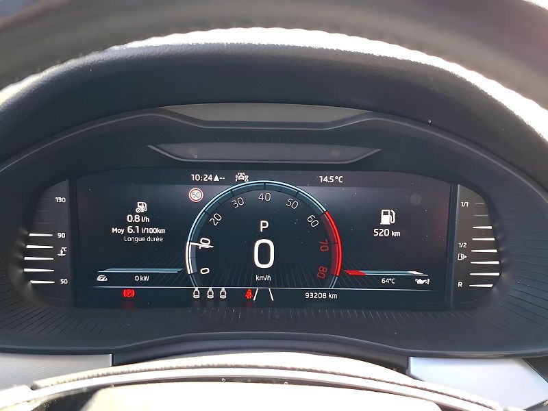 Škoda Kamiq 1.0TSI 85kW DSG Virtual DPH  - fotka 4 z 5
