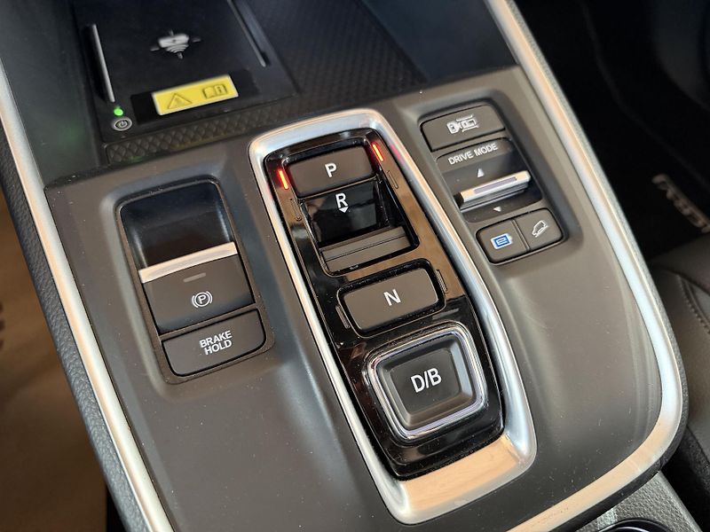 Honda CR-V i-MMD PHEV Advance Tech 2WD CV - fotka 22 z 37