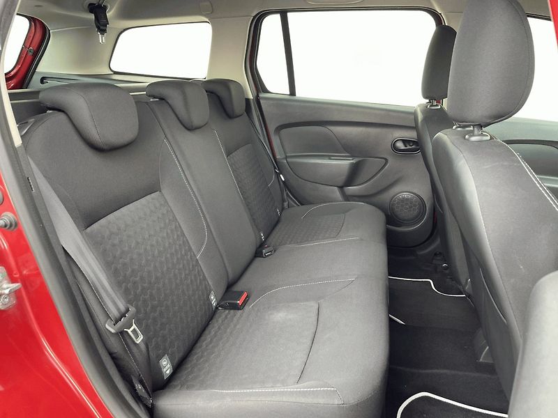 Dacia Logan (2014) MCV Arctica 0,9TCe 90k - fotka 10 z 17