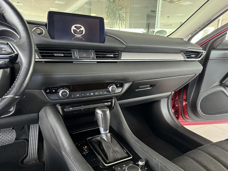 Mazda 6 2,2Skyactiv-D*AUT*LED*Head-UP - fotka 20 z 34