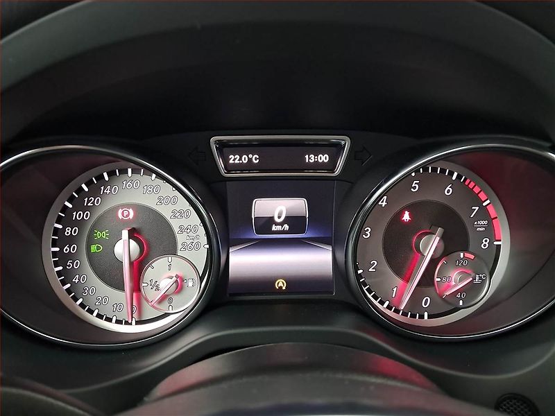 Mercedes-Benz CLA (2015) 180, Kůže, Navi, Bi-Xenony - fotka 11 z 18