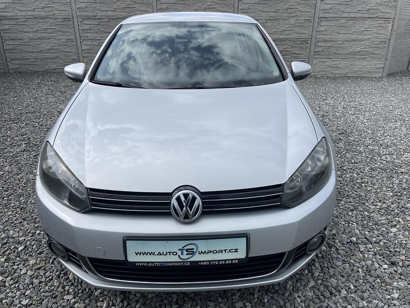 Volkswagen Golf 1.6TDi 105PS  6 HIGHLINE TOP!! - fotka 70 z 176