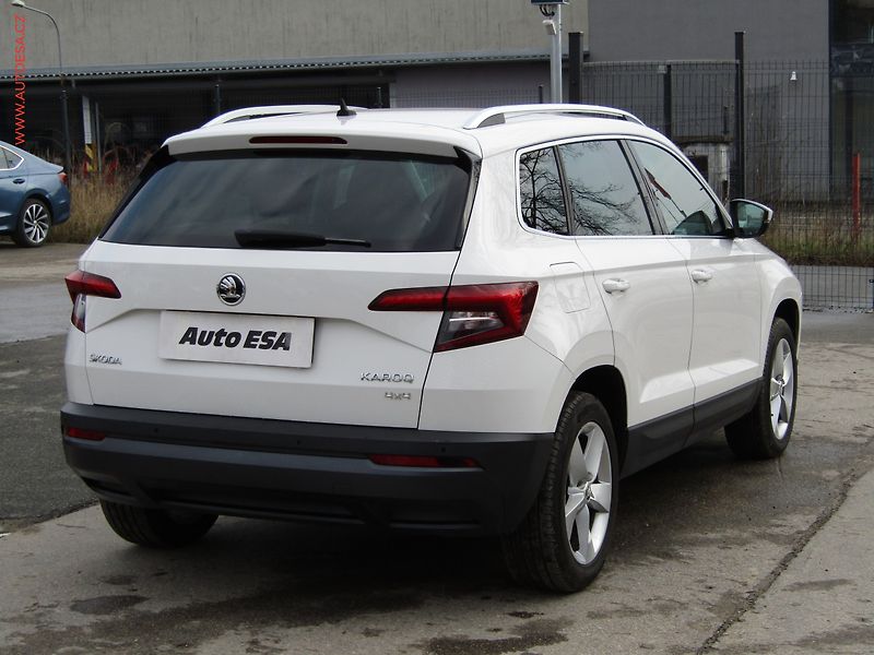 Škoda Karoq (2019) 2.0 TDi 4x4, ČR, Style, DSG - fotka 4 z 22