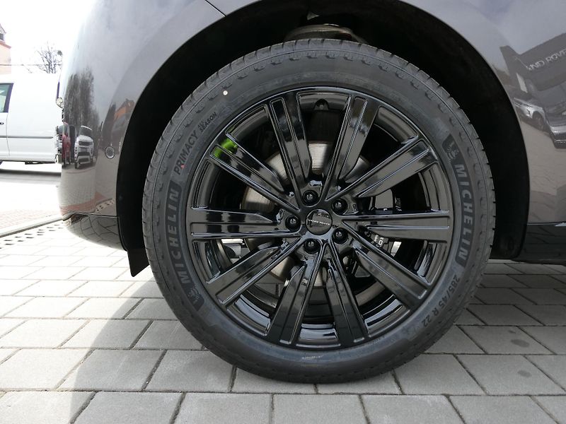 Land Rover Range Rover 3,0 Autobiography P460e - fotka 2 z 44
