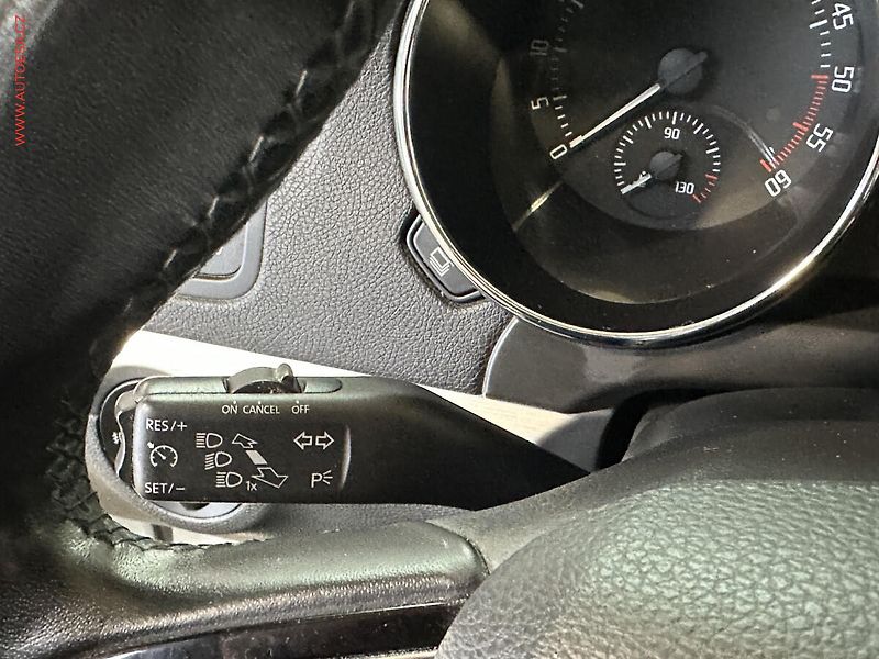 Škoda Yeti (2014) 2.0 TDi, Ambition - fotka 17 z 21