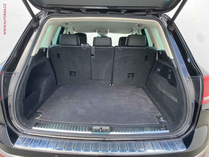 Volkswagen Touareg (2015) 3.0 TDi V6 4x4, AT, kůže - fotka 7 z 23