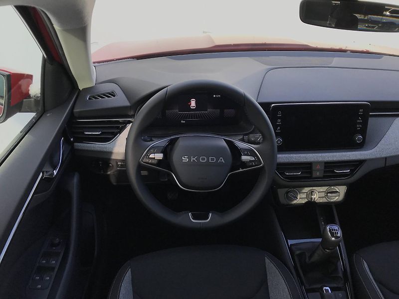Škoda Kamiq (2026) Classic 6MP 1,0TSI - fotka 3 z 5