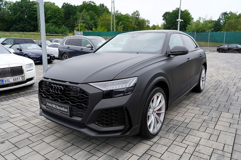 Audi RS Q8 TFSI 441kW quattro - fotka 2 z 51