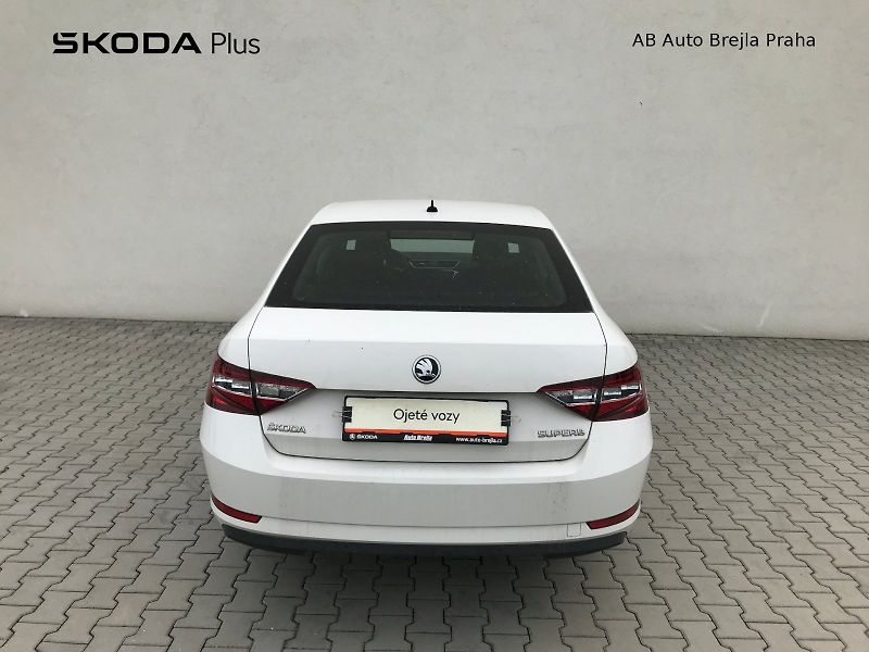 Škoda Superb (2018) GRT AMB TD 110/2.0 A7F - fotka 8 z 26