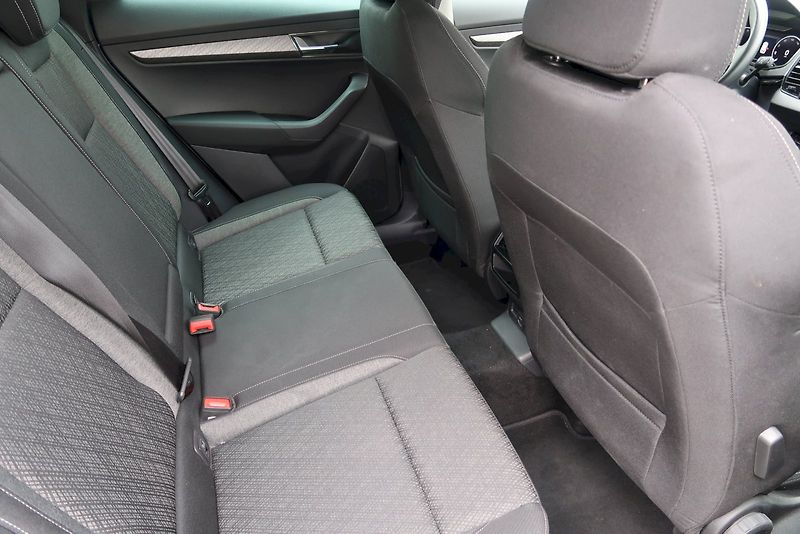 Škoda Karoq (2023) Style Plus 1,5 TSi/110 kW DSG - fotka 14 z 30