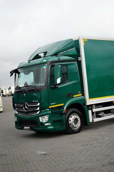 Mercedes-Benz (2018) ANTOS / 1833 / E 6 / KONTENER  - fotka 21 z 43