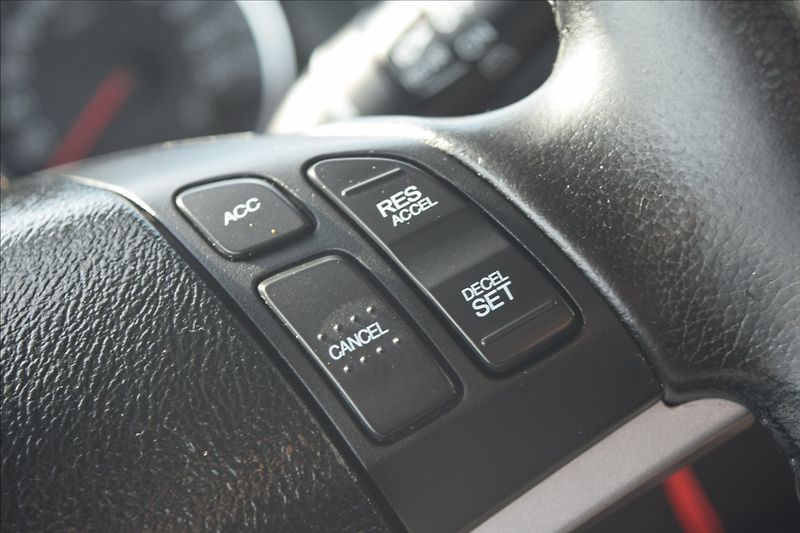 Honda CR-V 2,0 I 110KW 4X4 TAŽNÉ TOP! - fotka 38 z 51