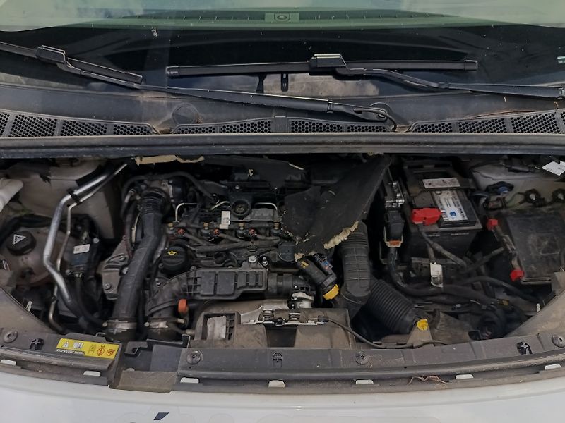 Opel Combo 1.5 CDTi - fotka 22 z 32