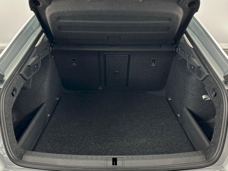 Škoda Octavia (2025) 1.5TSI 110kW Exclusive Selecti - fotka 30 z 33