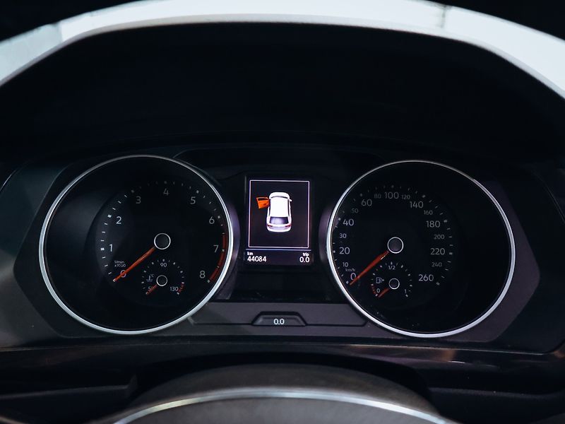 Volkswagen Tiguan 1.5 TSI 96kW - fotka 11 z 30