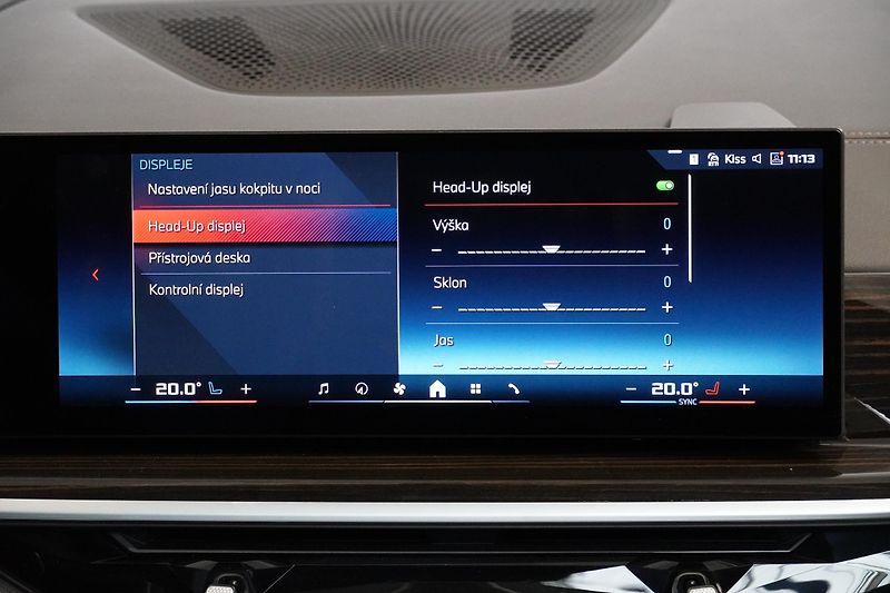 BMW X7 M60i,1.MAJ,ČR,DPH,Tažné - fotka 38 z 44