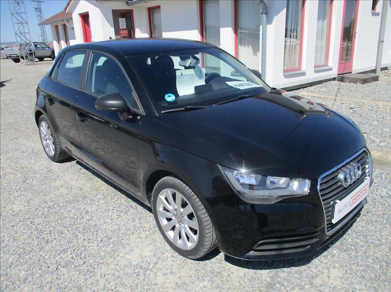 Audi A1 1,2 TSi, klima,Navi,serv.kn. - fotka 1 z 32