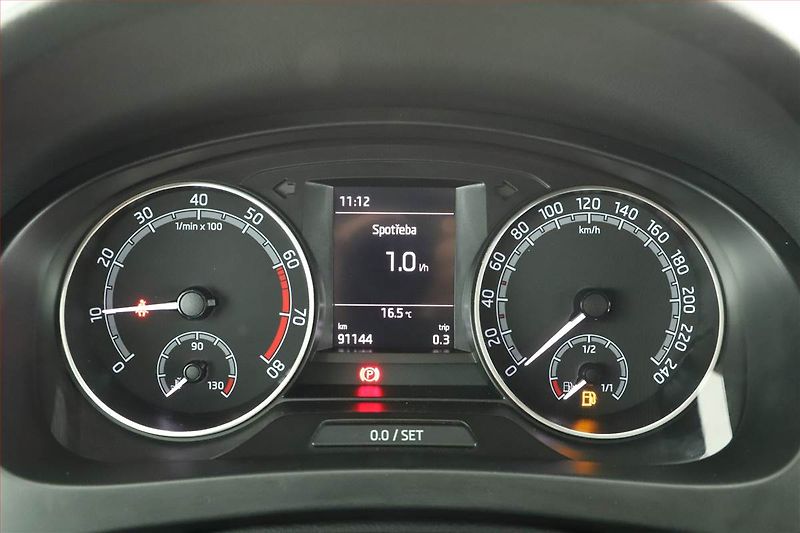 Škoda Rapid (2017) 1.0 TSI, Park. senzory - fotka 10 z 14