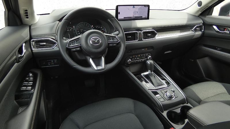 Mazda CX-5 Exclusive-line 2.0 Skyactiv-G1 - fotka 5 z 26