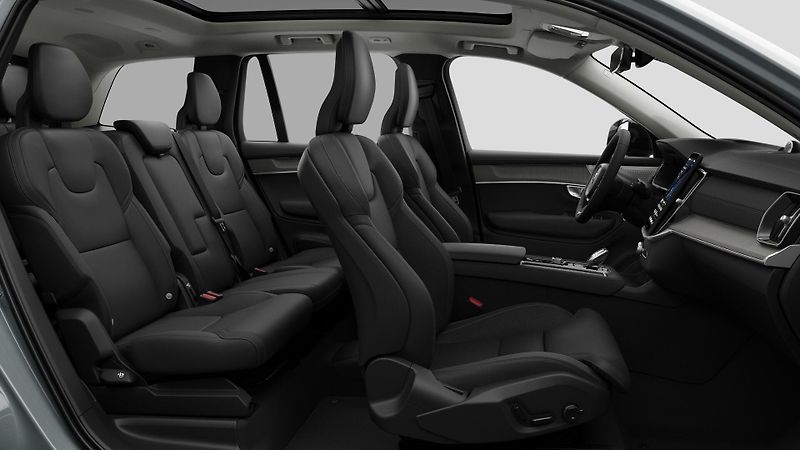 Volvo XC90 (2026) T8 AWD RECHARGE DARK PLUS 7m - fotka 4 z 11