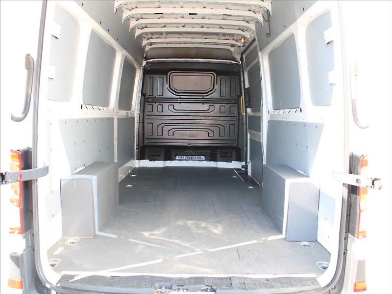 Volkswagen Crafter 2,0 TDi 35 DR 5L.Zár. 166tkm. - fotka 18 z 20