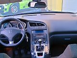 Peugeot 5008 1,6THP SW *DIGIKLIMA* - náhled 43