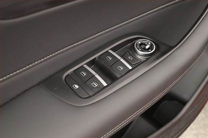 Chery Tiggo 4 HEV (2026) 1.5 Hybrid, UNIQUE - fotka 9 z 19