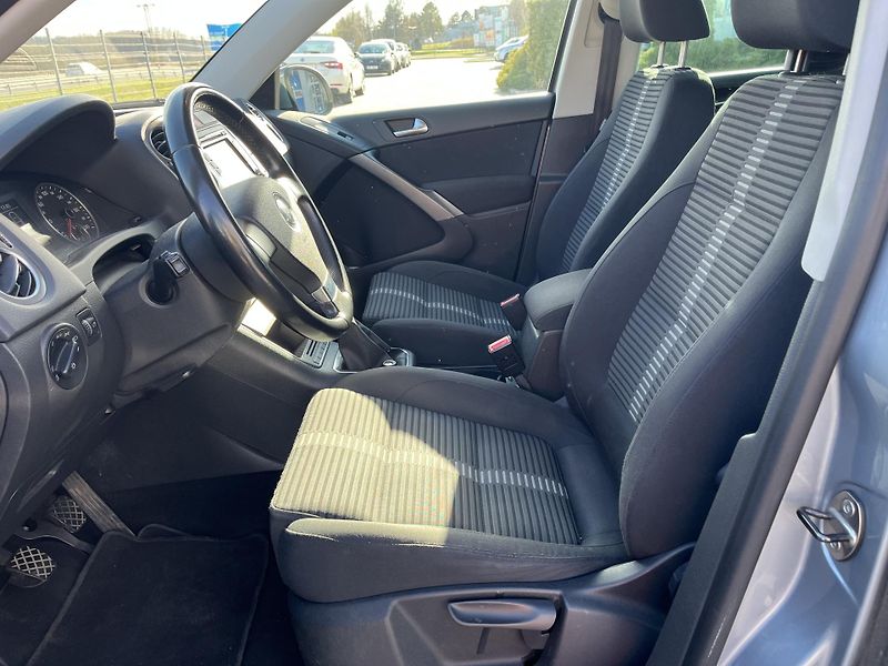 Volkswagen Tiguan (2009) Sport 2.0 TDi 4x4 - fotka 9 z 10