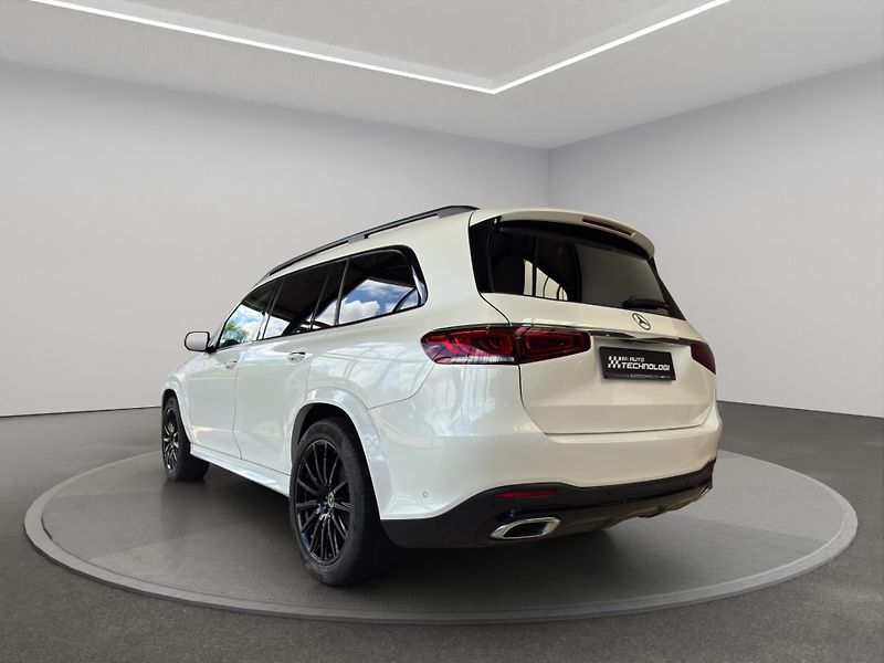 Mercedes-Benz GLS (2022) 400D 4MATIC - fotka 5 z 26