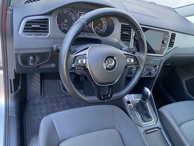 Volkswagen Golf Sportsvan (2019) 1.5TSi, 1.maj,ČR, DSG, navi - fotka 12 z 19