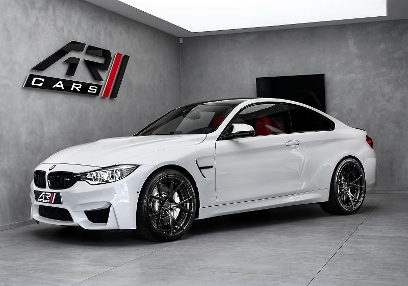 BMW M4 (2015) 3.0 /382kW - fotka 1 z 24