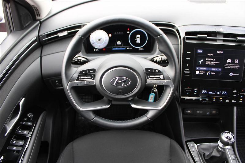 Hyundai Tucson 1,6 T-GDI  1.MAJ,SMART,ZÁRUKA - fotka 11 z 32