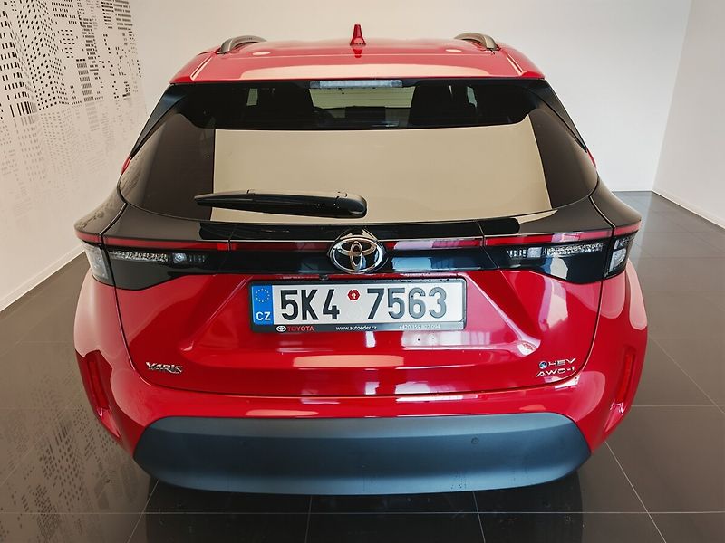 Toyota Yaris Cross 1.5 TNGA HEV Style 4x4 - fotka 6 z 32