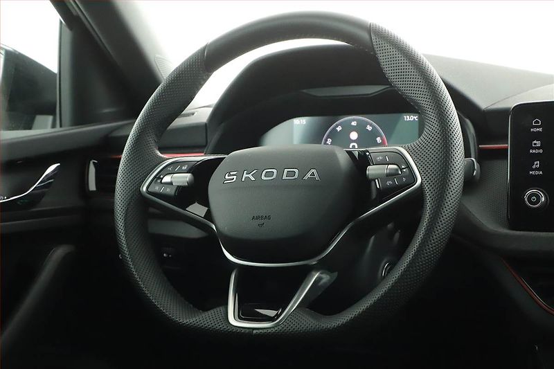 Škoda Scala (2025) 1.0 TSI, Drive, FullLed - fotka 8 z 19