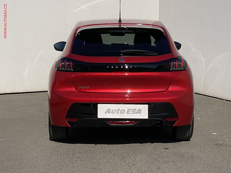 Peugeot 208 (2020) 1.2PT, Allure - fotka 5 z 16