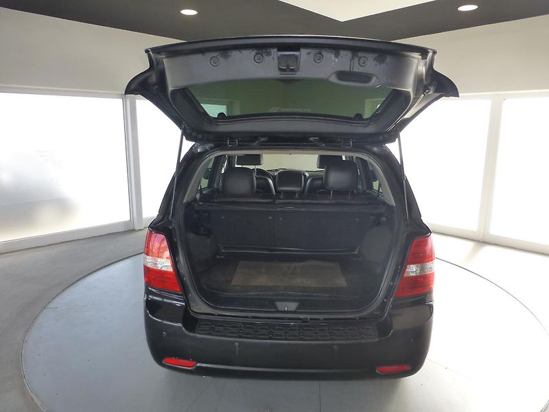 Kia Sorento (2007) 2,5CRDI*NAVI*VYHŘ.S**+SADA*4X4 - fotka 23 z 27