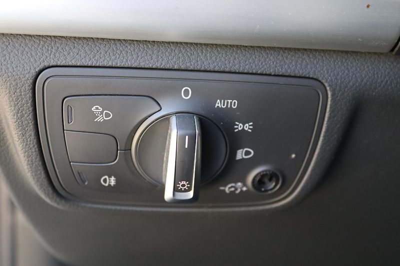 Audi A7 3.0TDI V6 QUATTRO 180kW DPH - fotka 24 z 50