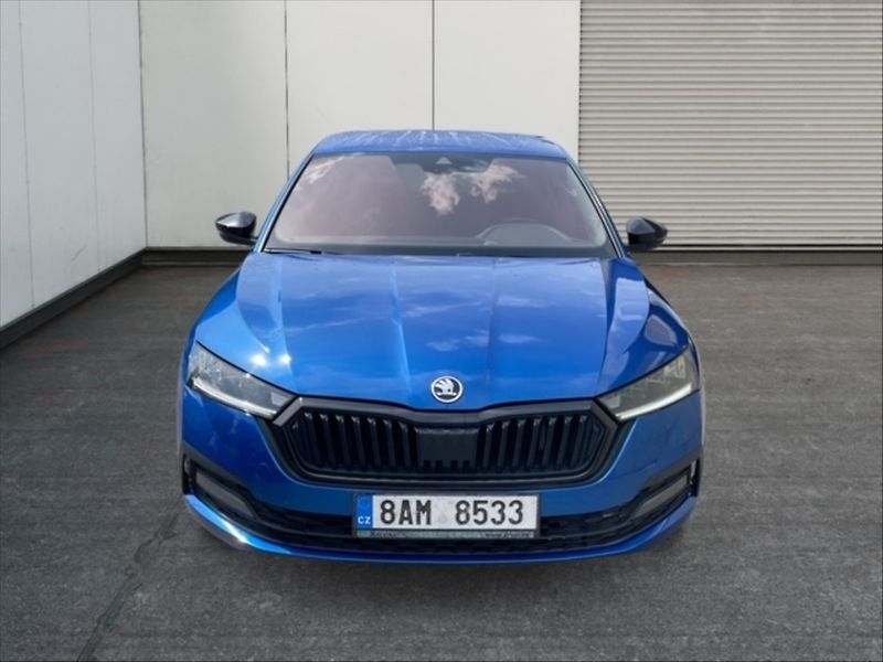Škoda Octavia 1,5 TSI 110 Style - fotka 2 z 11