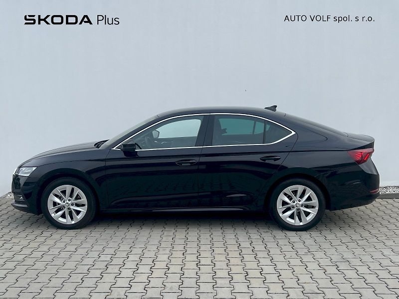 Škoda Octavia (2024) Style 1.5 TSI 110 kW 6°manuáln - fotka 3 z 34