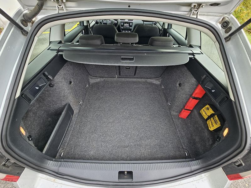 Škoda Octavia (2015) 3 1.6TDI TAŽNÉ  - fotka 17 z 17
