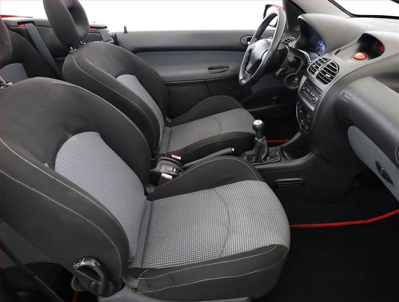 Peugeot 206 (2003) 1.6 16V, nová STK, Klima - fotka 7 z 12