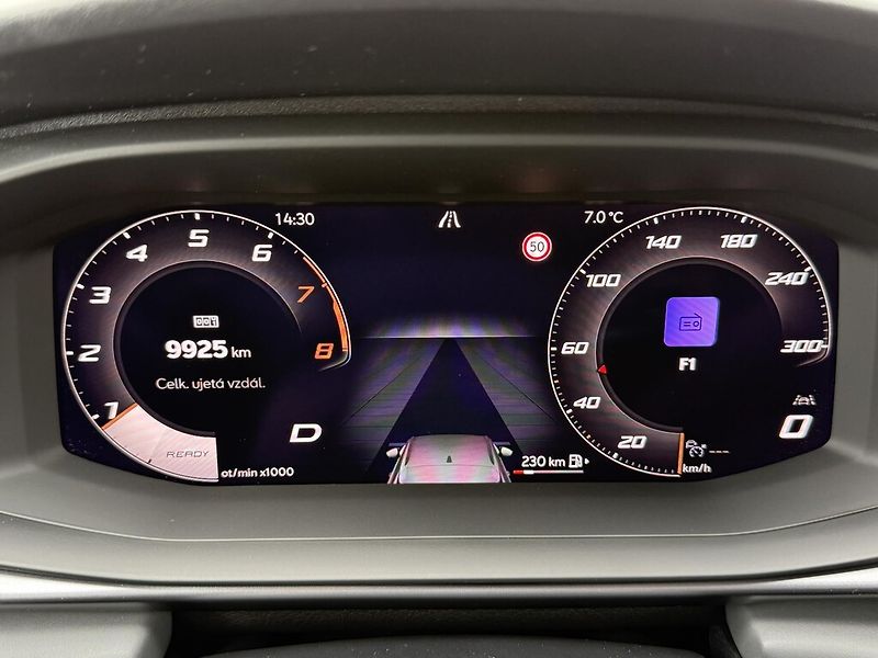 Cupra Terramar DSG 4WD 2,0 TSi 150 kW - fotka 8 z 24