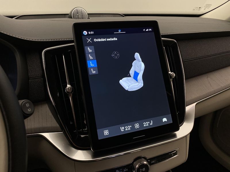 Volvo XC90 T8 AWD RECHARGE BRIGHT PLUS 7m - fotka 67 z 69