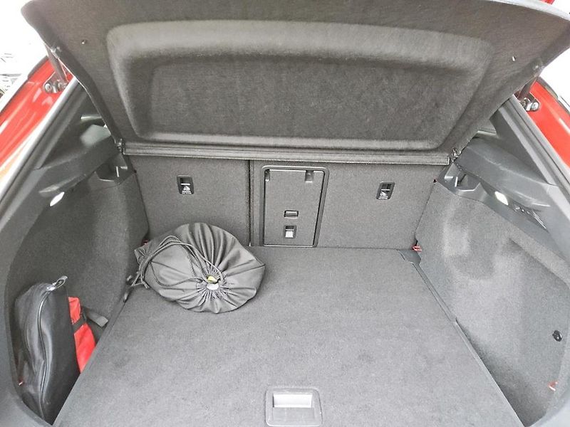 Volkswagen ID.4 GTX 220kw 4MOTION TZ  SOH 94 % - fotka 8 z 10