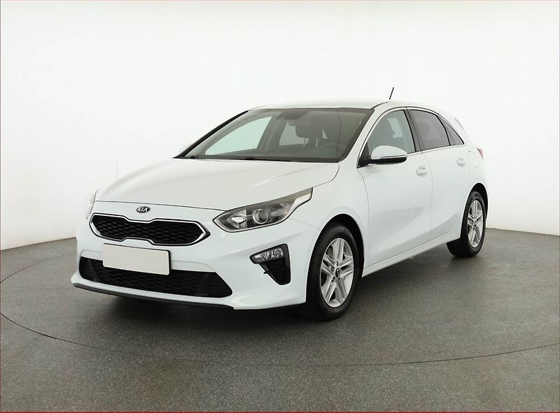 Kia Ceed (2019) 1.4 T-GDI, Serv.kniha - fotka 2 z 19