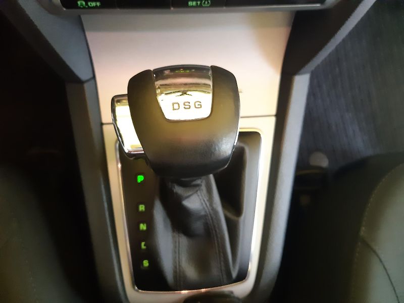 Škoda Octavia 1.4 TSI DSG DIGIKLIMA vhř.sed  - fotka 12 z 24
