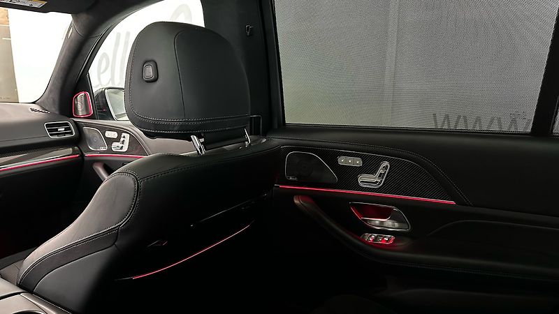 Mercedes-Benz GLS 63 AMG / TOP VÝBAVA - fotka 27 z 68