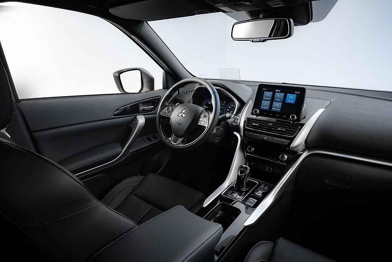 Mitsubishi Eclipse Cross PHEV (2021)