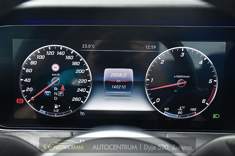 Mercedes-Benz CLS 350d 4MATIC AMG REZERVACE - fotka 30 z 51